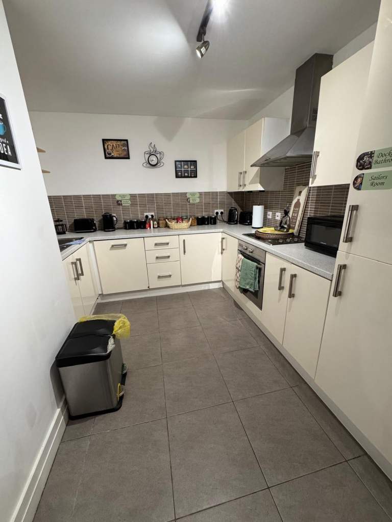 MODERN CITY CENTRE 2 BED APARTMENT DECEMBER TO FEBRUARY