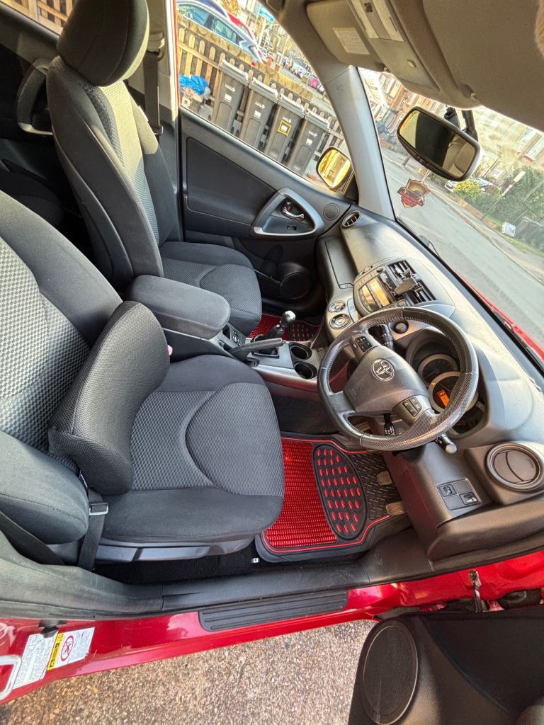 Quick Sale Toyota RAV 4, 2010, Manual, 1987 (cc), 5 doors